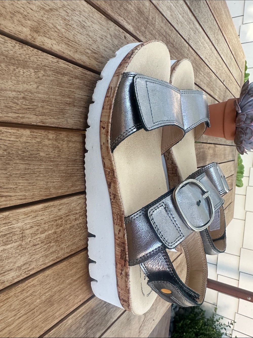 Samuel Hubbard Women's Silver Metallic Platform Sandals - Picture 3 of 4